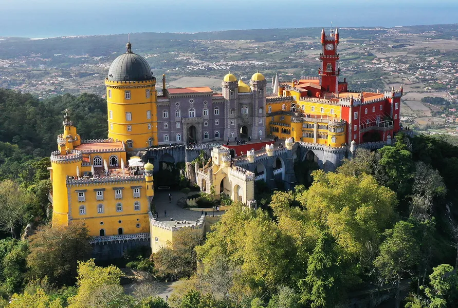 Tour Guiado en Grupo: Sintra (Palacio da Pena y Regaleira), Cabo da Roca y Cascais